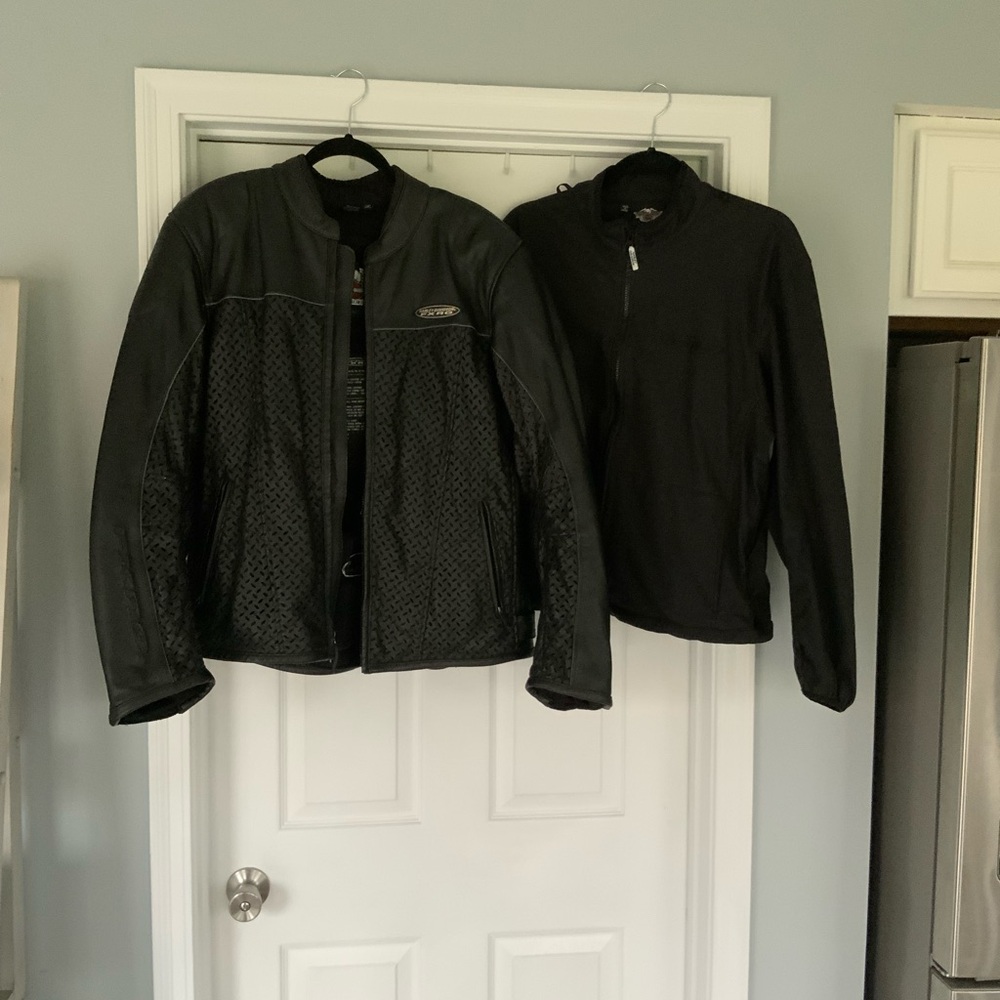 Mens Harley-Davidson FXRG Black Jacket w/Pads & Jacket Liner.